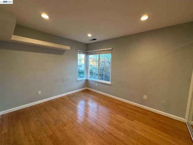 912 912 Vista Pointe Dr, San Ramon, CA 94582