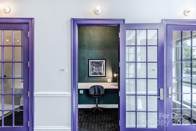 101 W Morehead Street B1, Charlotte, NC 28202