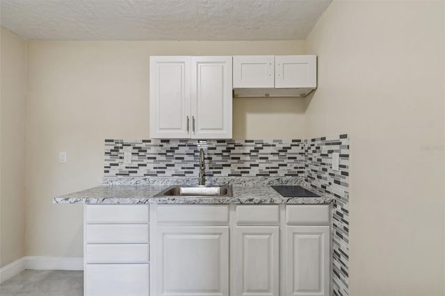 1402 ROLLING GREEN DRIVE, Apopka, FL 32703