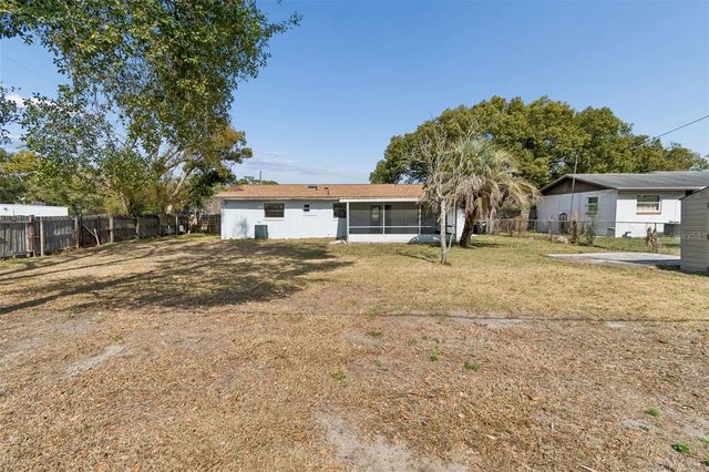 1402 ROLLING GREEN DRIVE, Apopka, FL 32703
