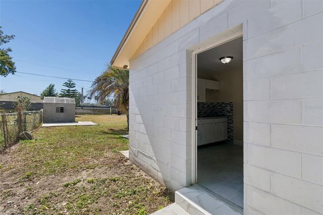 1402 ROLLING GREEN DRIVE, Apopka, FL 32703