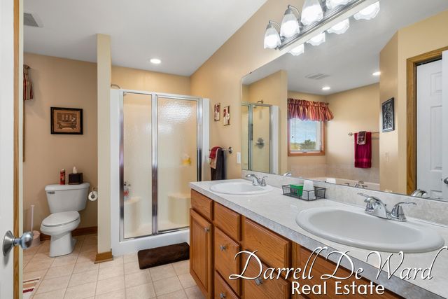 7665 Golf Meadows Drive Se, Caledonia Twp, MI 49316
