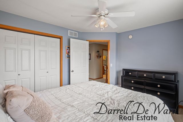 7665 Golf Meadows Drive Se, Caledonia Twp, MI 49316