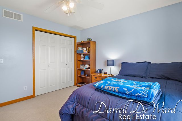 7665 Golf Meadows Drive Se, Caledonia Twp, MI 49316