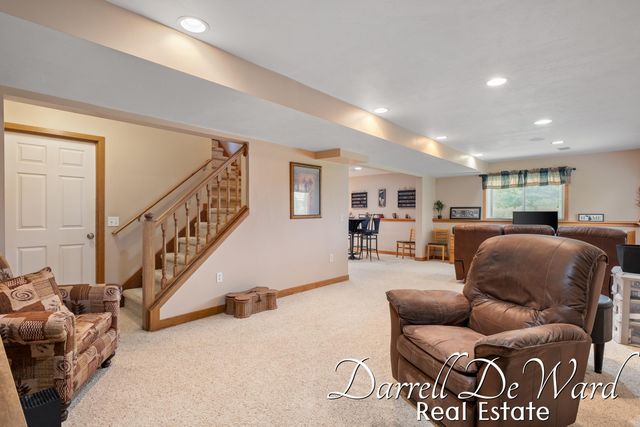 7665 Golf Meadows Drive Se, Caledonia Twp, MI 49316