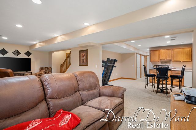 7665 Golf Meadows Drive Se, Caledonia Twp, MI 49316