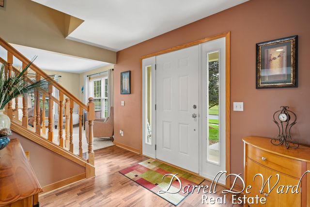 7665 Golf Meadows Drive Se, Caledonia Twp, MI 49316