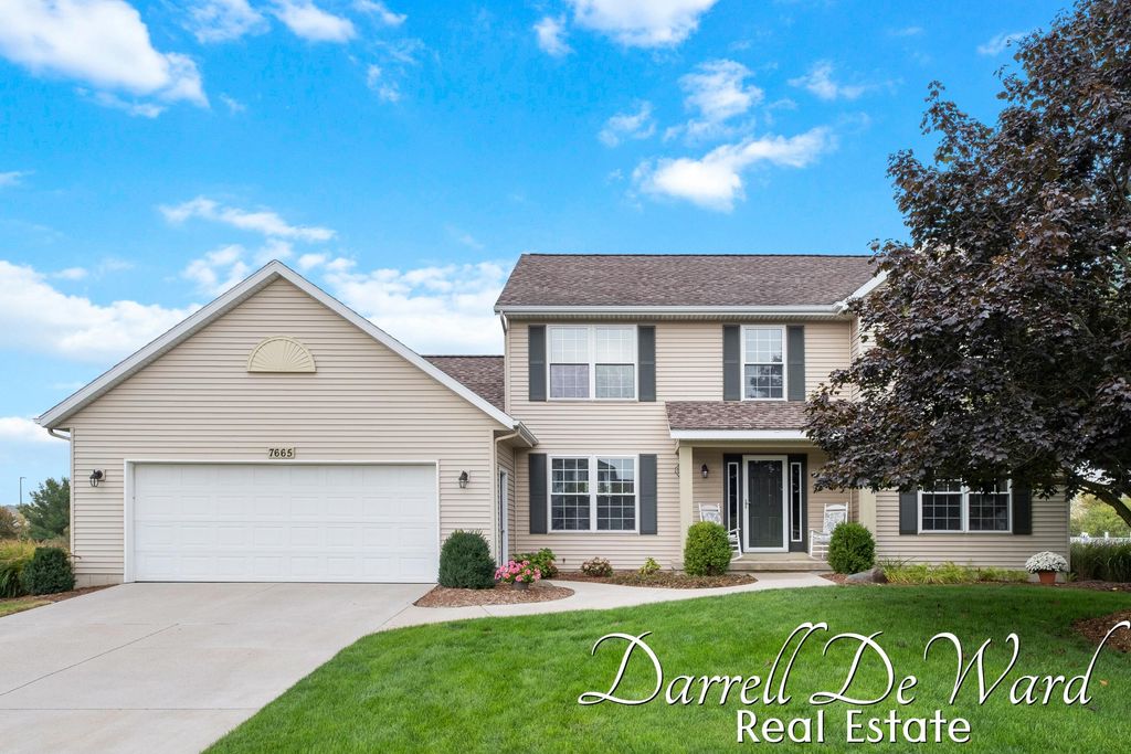 7665 Golf Meadows Drive Se, Caledonia Twp, MI 49316