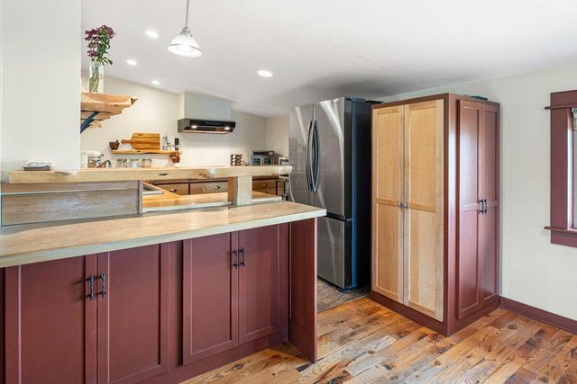 10001 SW Geneva View Road, Terrebonne, OR 97760