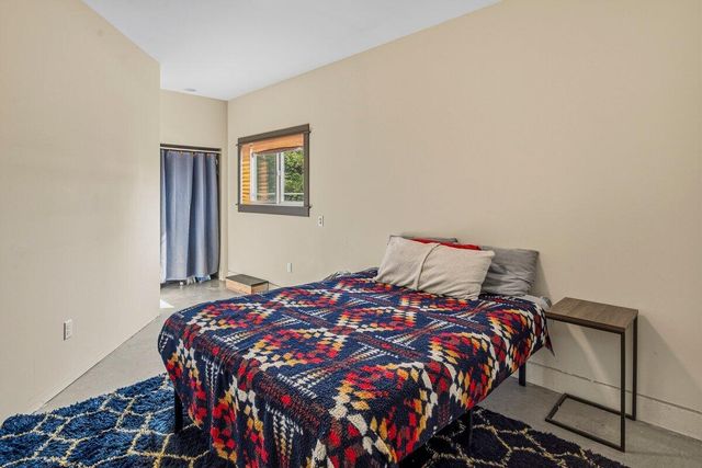 10001 SW Geneva View Road, Terrebonne, OR 97760