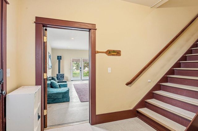 10001 SW Geneva View Road, Terrebonne, OR 97760