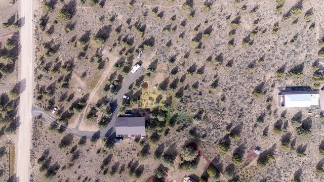 10001 SW Geneva View Road, Terrebonne, OR 97760