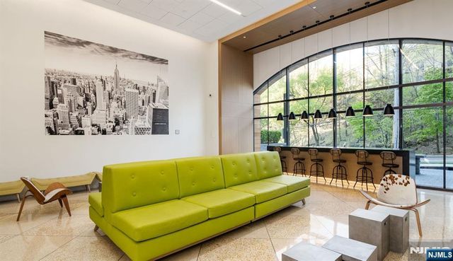 250 Gorge Road 28-I, Cliffside Park, NJ 07010