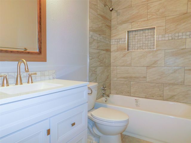 1108 Winterwood Drive, Lewisville, TX 75067