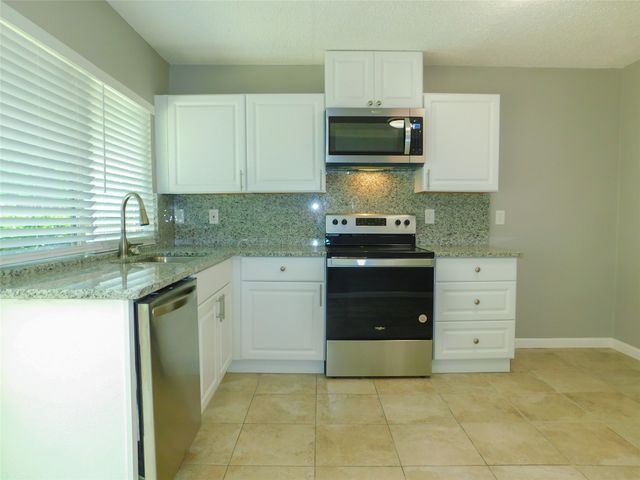 1108 Winterwood Drive, Lewisville, TX 75067