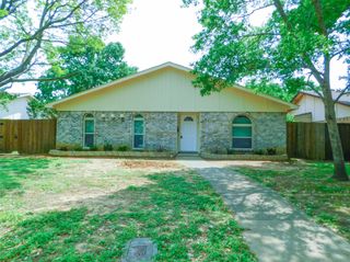 1108 Winterwood Drive, Lewisville, TX 75067