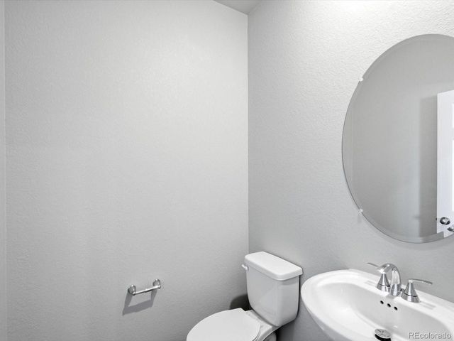 16358 Gaylord St, Thornton, CO 80602