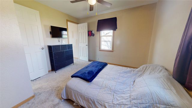 504 E 21st Street S, Newton, IA 50208