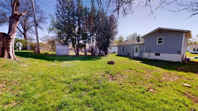 504 E 21st Street S, Newton, IA 50208
