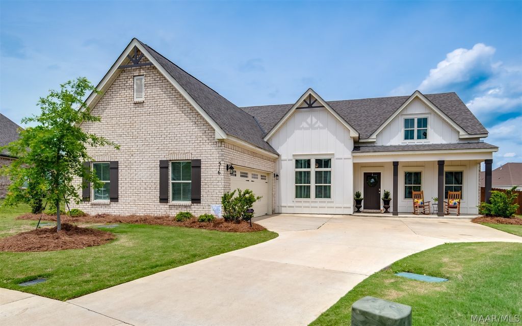 516 Pointer Place, Pike Road, AL 36064