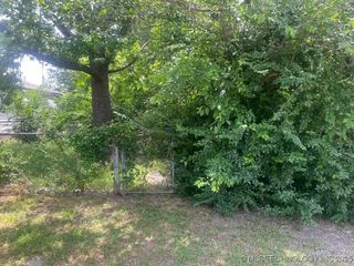 1012 N Osage Avenue, Claremore, OK 74017