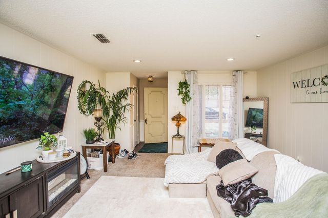 7903 Aberdeen Avenue, Lubbock, TX 79424