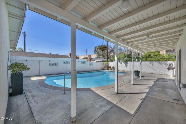 1313 N Crestlane Place, Anaheim, CA 92805