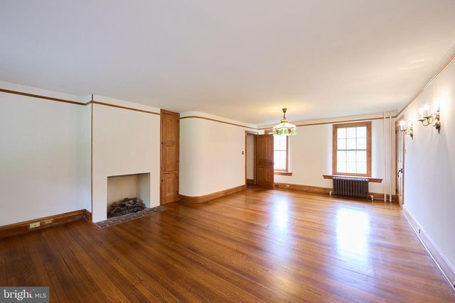 702 LENAPE RD, West Chester, PA 19382