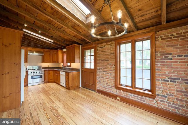 702 LENAPE RD, West Chester, PA 19382