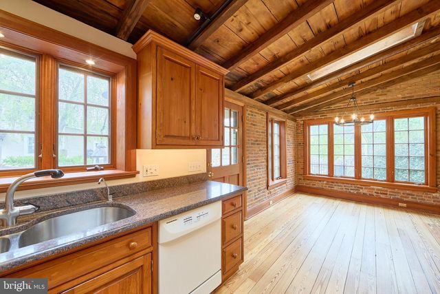 702 LENAPE RD, West Chester, PA 19382
