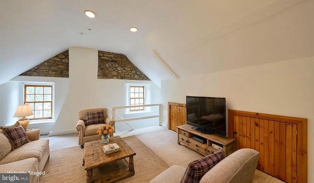 702 LENAPE RD, West Chester, PA 19382