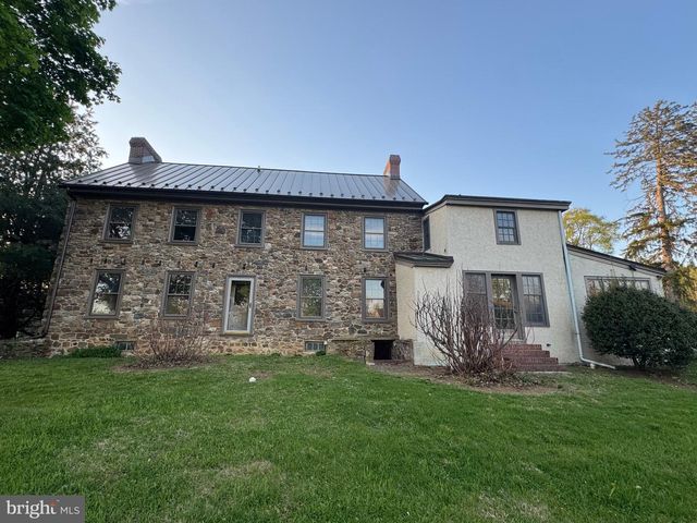 702 LENAPE RD, West Chester, PA 19382