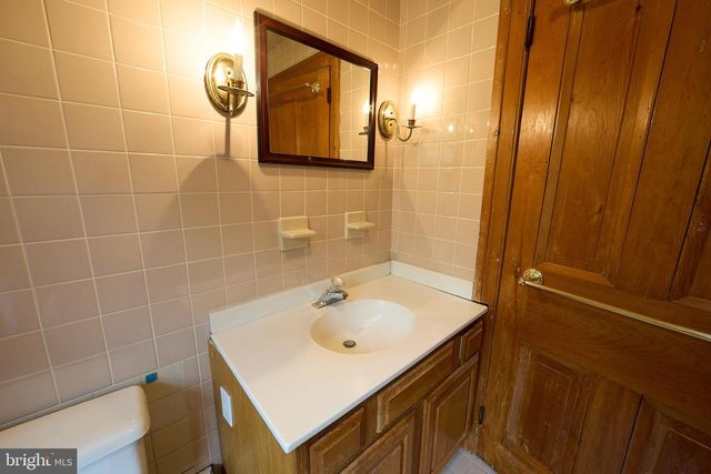 702 LENAPE RD, West Chester, PA 19382