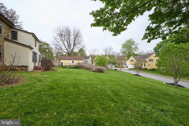 702 LENAPE RD, West Chester, PA 19382