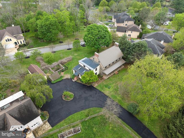 702 LENAPE RD, West Chester, PA 19382