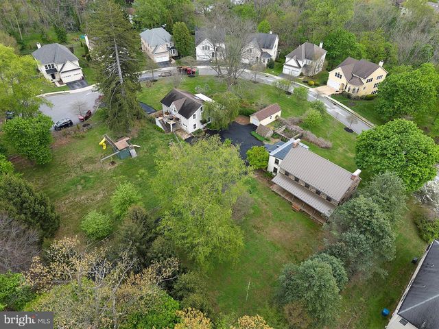 702 LENAPE RD, West Chester, PA 19382