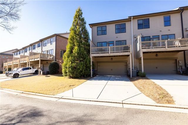 2034 Heathermere Way, Roswell, GA 30075