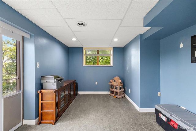 7291 Parkwood Drive, Tyrone Township, MI 48430