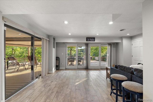 7291 Parkwood Drive, Tyrone Township, MI 48430
