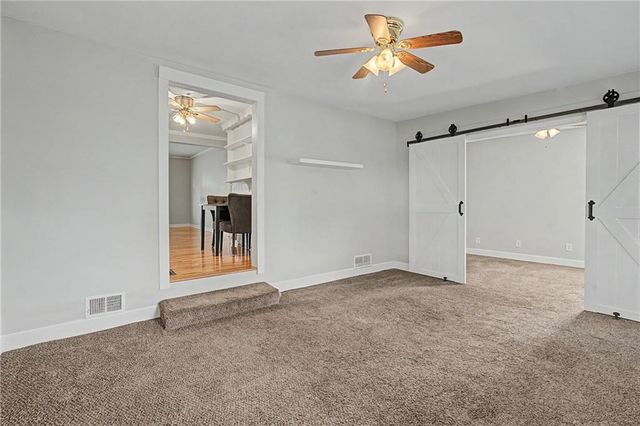 606 NE 43rd Terrace, Kansas City, MO 64116