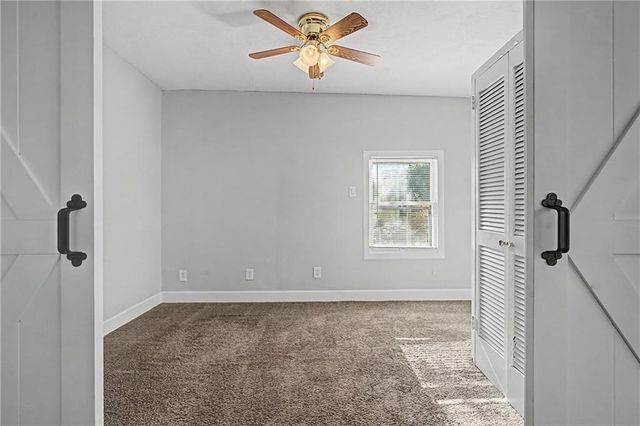 606 NE 43rd Terrace, Kansas City, MO 64116