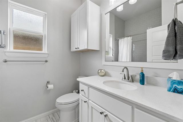 10005 Glover River Drive, Yukon, OK 73099