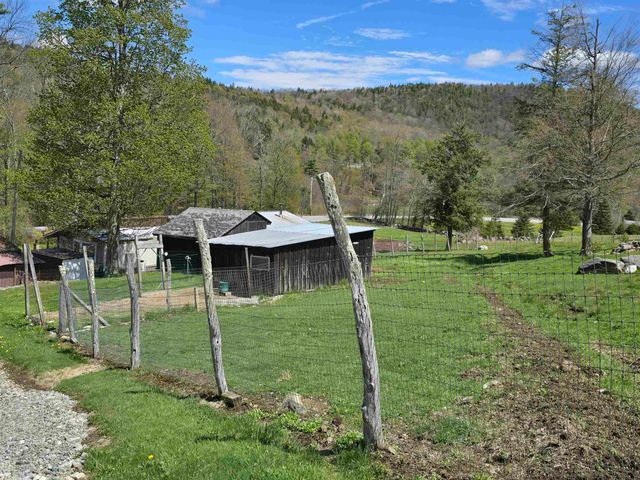 847 Simonsville Road, Andover, VT 05143