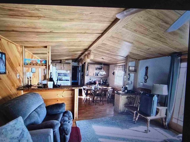 847 Simonsville Road, Andover, VT 05143