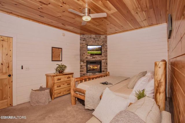 410 Buena Vista Drive, Sevierville, TN 37876