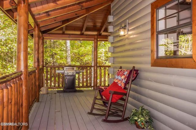 410 Buena Vista Drive, Sevierville, TN 37876