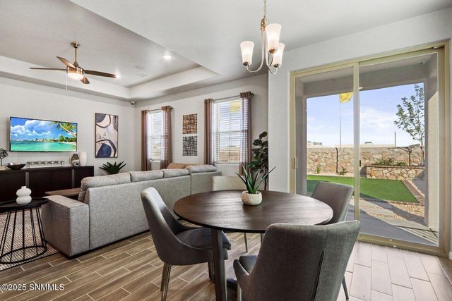 7010 Sentinel Avenue, Las Cruces, NM 88012