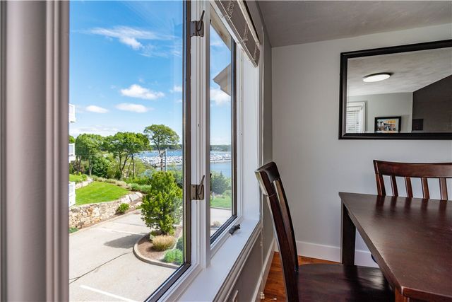 3976 Post Road, Warwick, RI 02886