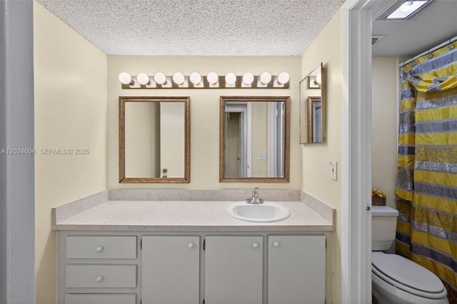 1954 Windsor Drive 1954, North Palm Beach, FL 33408