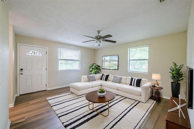 523 CARVER BOULEVARD, Orlando, FL 32810